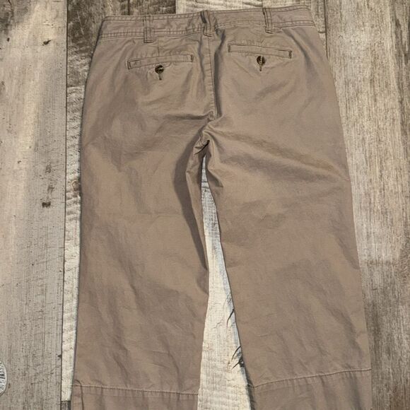 GAP favorite Khaki CAPRI‎ Pants- size 4 - Picture 2 of 6